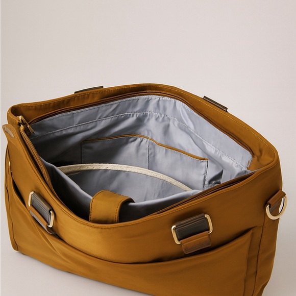 IHKWIP The Mini Cargo Catchall Tote with Crossbody Strap in Mocha - Picture 3 of 5